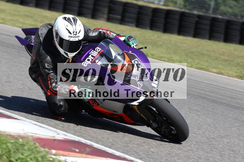 /Archiv-2025/48 25.08.2025 Cornu Master School ADR/rot-rouge/68